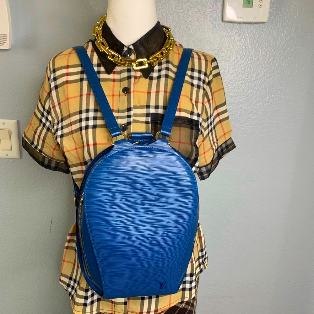 ❤️❤️SOLD❤️❤️Louis Vuitton epi mabillon backpack - Picture 2 of 15